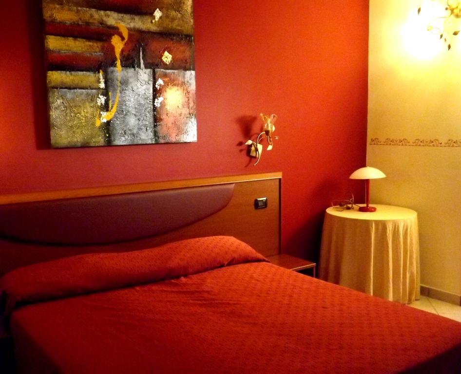 Bed & Breakfast La Villetta Botricello Værelse billede